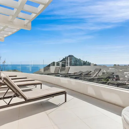 Hillside Flat With Pool By Costarentals - Ref M49 公寓 马尔韦利亚